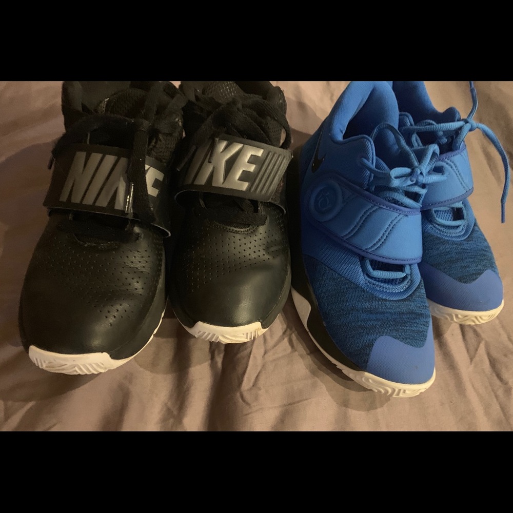 Lot of 2 Nike boys sneakers size 5Y and 5.5Y